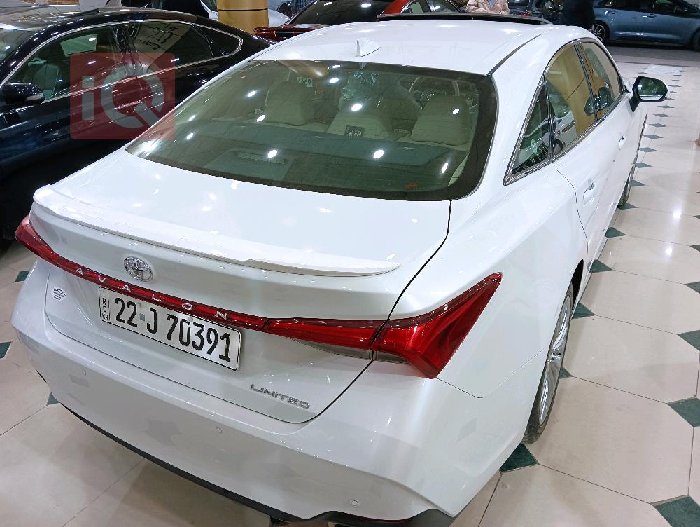 Toyota Avalon
